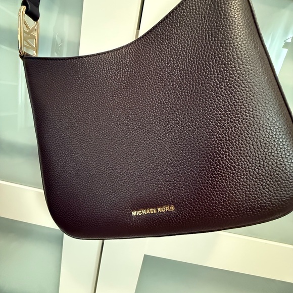 Michael Kors Brown Pebbled Shoulder Bag - Picture 10 of 15